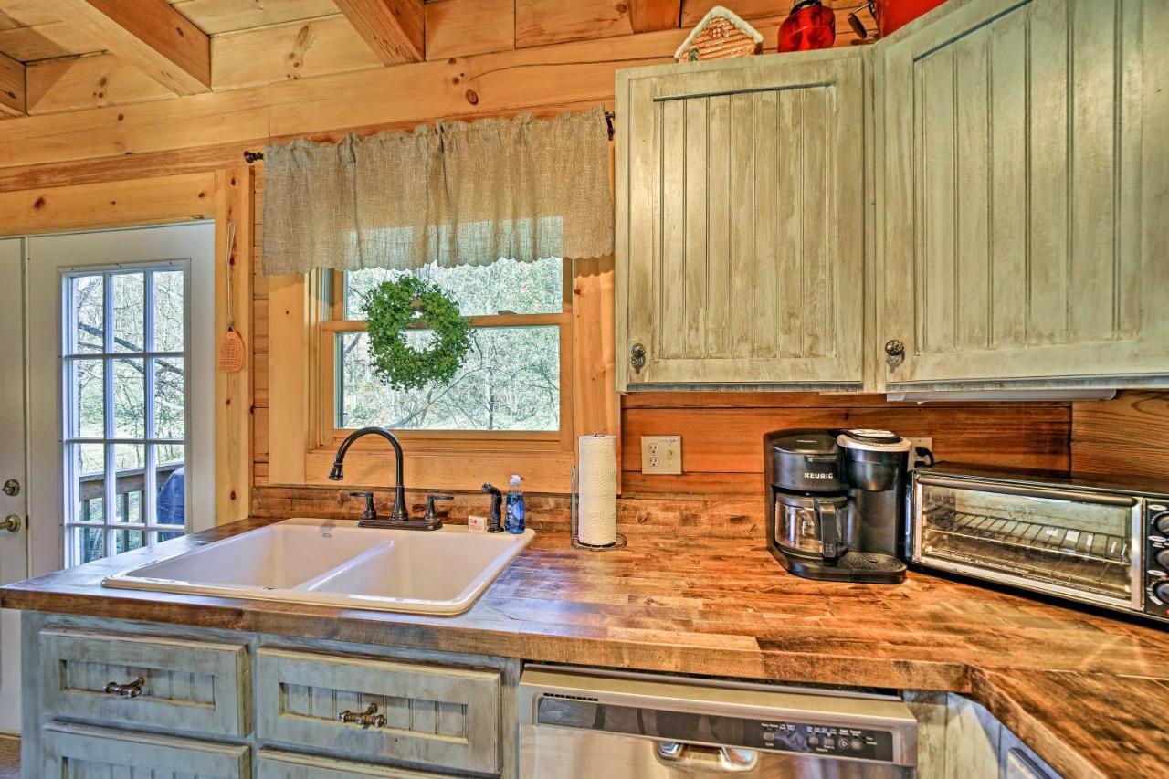Creekside Bryson With Private Hot Tub Ferienhaus *