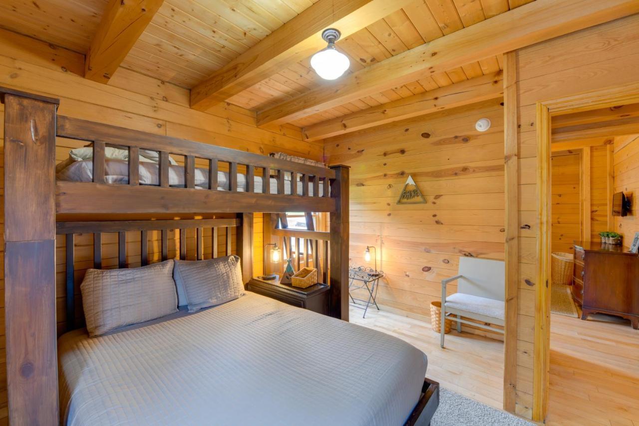 Creekside Bryson With Private Hot Tub Ferienhaus