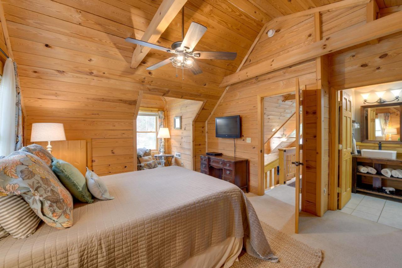 Creekside Bryson With Private Hot Tub Ferienhaus *